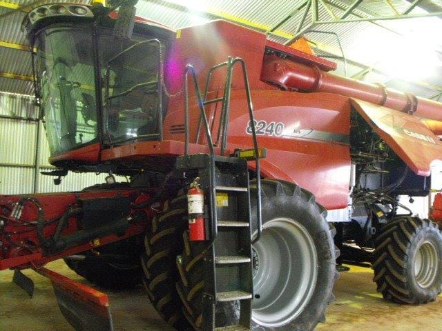 CASE IH 8240 Harvester/Header Available for sale at RedMac Ag Services Your Leading Case IH Dealer in the Midwest Wheatbelt of Western Australia.