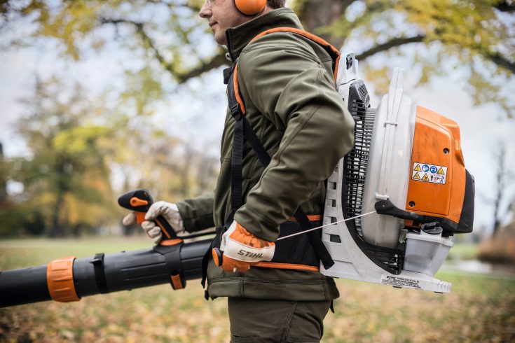 STIHL Most powerful petrol blower in the STIHL range RedMac