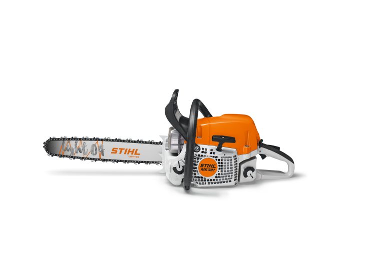 <p>OIL CONSUMPTION BASED ON NEED. The controlled-delivery oil pump reduces your chainsaw's oil consumption by up to 50%. To use it